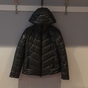 ski jacket shiny olive beauty
